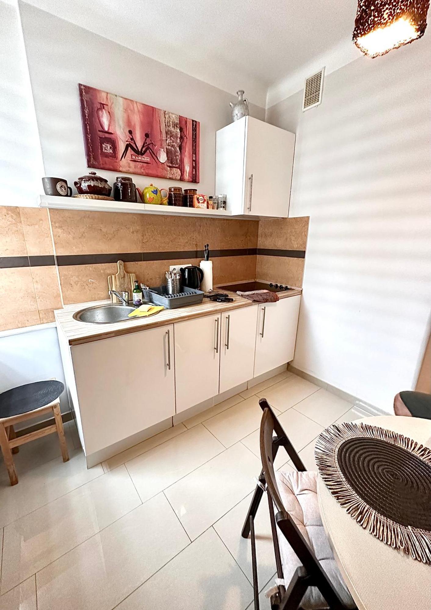 Africa Apartment وارسو المظهر الخارجي الصورة